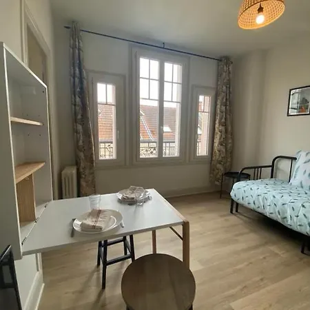 Les Sources Vichy Apartment Room photo