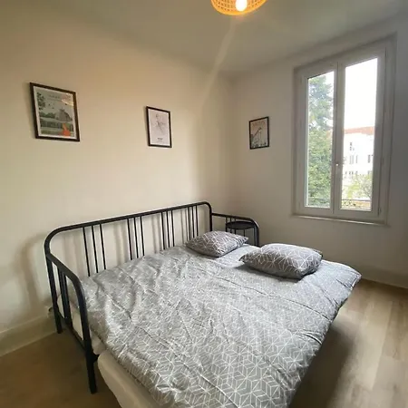 Les Sources Vichy Apartment Room photo